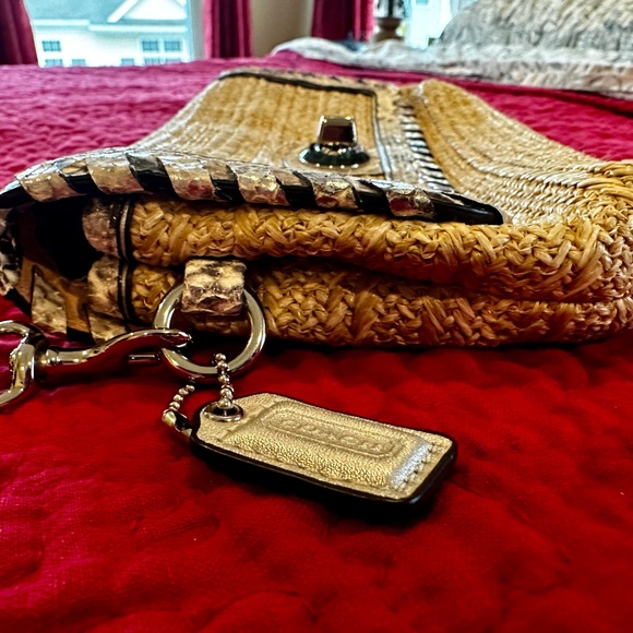 Coach Hamptons Python Straw Wristlet - Picture 6 of 12